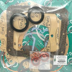 JUEGO DE JUNTAS COMP ADAPTABLE A (8205083) PARA MOTORES LOMBARDINI: LDA820 Y 4LD820: INCLUYE TODAS LAS JUNTAS DEL MOTOR, JUNTAS DE CULATA, ADMISION, ESCAPE, BALANCINES, GOMAS DE TUBOS, CARTER, DISTRIBUCION, VOLANTE,  INCLUYE TAMBIEN LOS RETENES CIGÜEÑAL