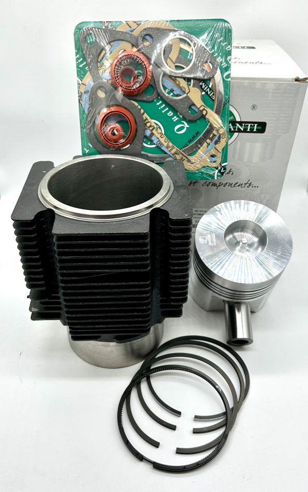 EQUIPO DE MOTOR ADAPTABLE LOMBARDINI COMPUESTO POR: CILINDRO, PISTON, SEGMENTOS Y JUNTAS PARTE ALTA  VALIDO PARA MOTORES LOMBARDINI: 4LD705 Y LDA 100 VERSION ANTIGUA VER TIPO DE CAMARA H01