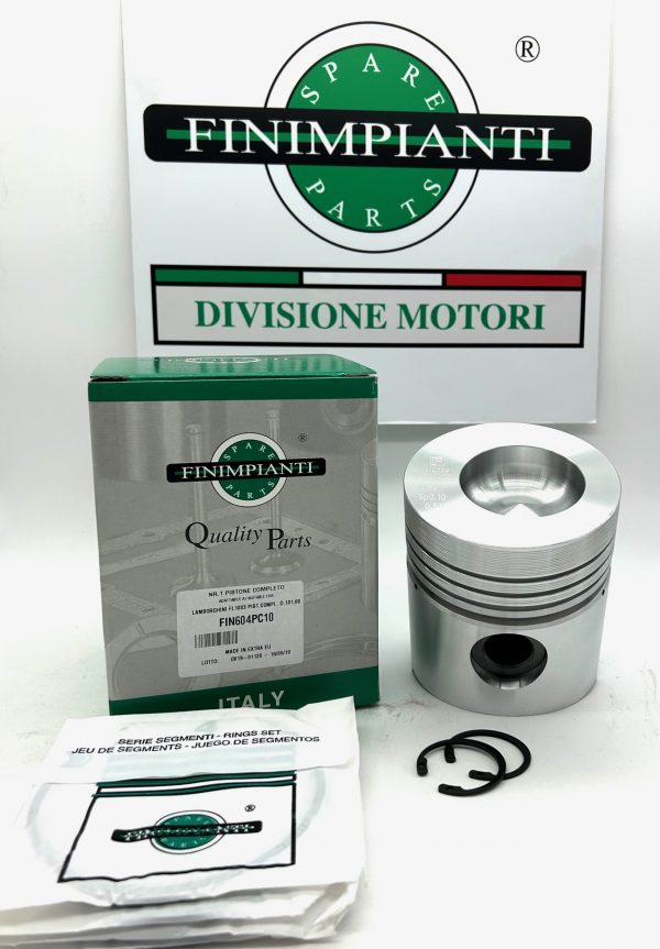 FIN604PC10 PISTON ADAPTABLE A LAMBORGHINI FL1003 PIST.COMPL. D.101,00 Profondità Camera di Combustione (C) 19 mm Lunghezza spinotto (E) 85 mm Diametro pistone 101,00 mm Compressione (B) 68 mm Diametro Camera di Combustione (D) 55 mm Numero segmenti 4 Nr Diametro spinotto (F) 35 mm Altezza (A) 122 mm